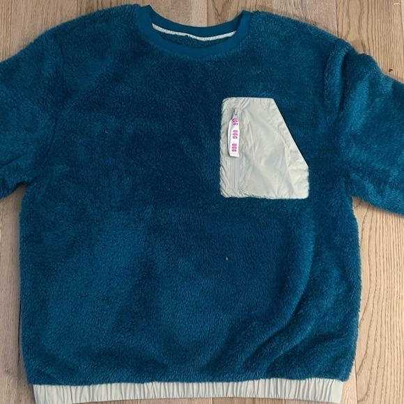 BLUE Sherpa UGG Pullover Crewneck Sweatshirt, XL with zipper pocket - Picture 2 of 5